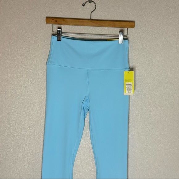 New All In Motion Ultra High-Rise Rib Leggings Woman’s Size Small in Blue - Picture 3 of 14